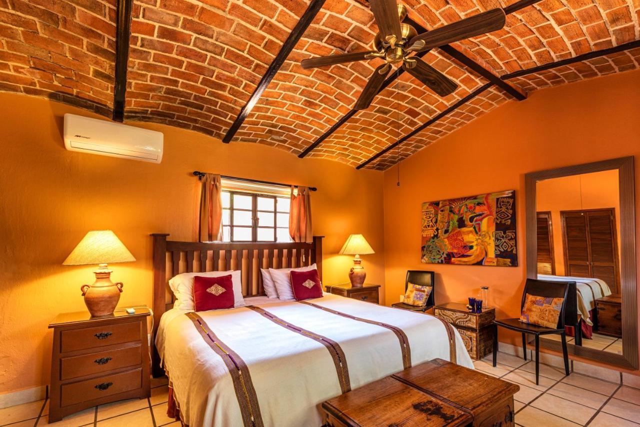 Casa Del Sol Inn 阿吉吉克 外观 照片